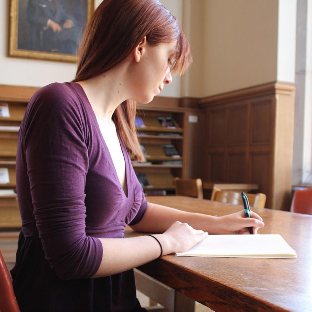 Join the Best Spoken English Class today and transform the way you communicate in English.