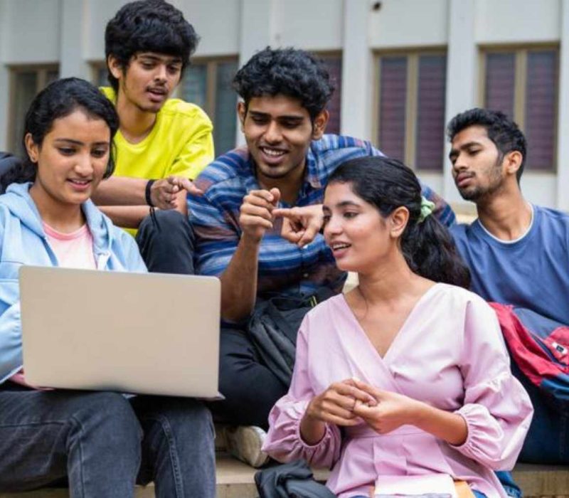 Learn English language speaking online and speak fluently with confidence.